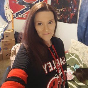 Meet your Posher, Connie